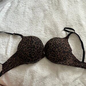 CUTE LEAPARD BRA